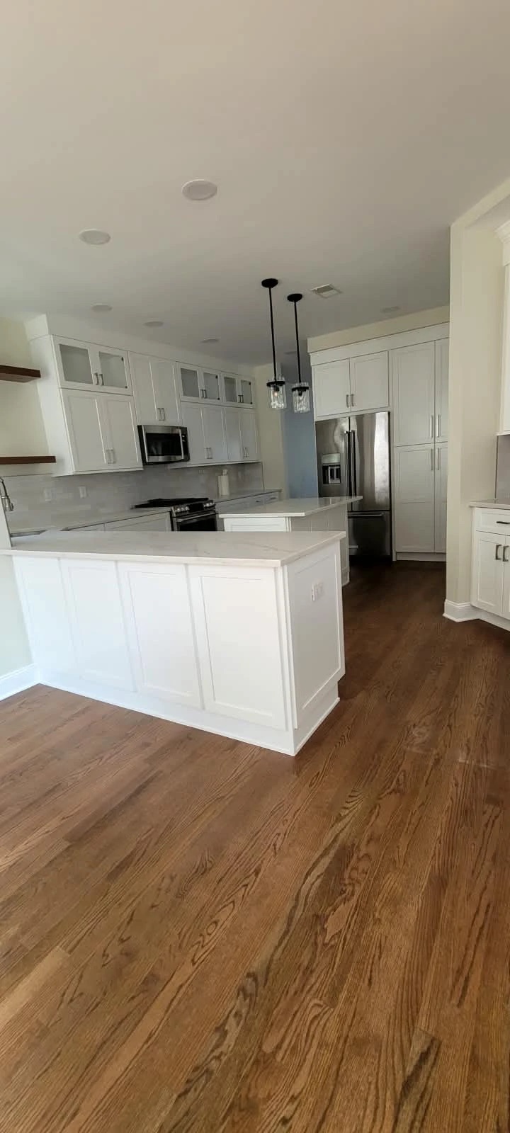 White shaker kitchen, view 1
